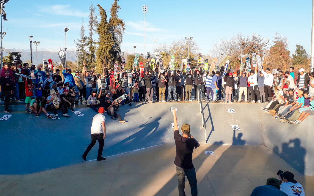 Cerca de 300 personas vibraron con los impresionantes trucos de skate en la tercera jornada del Volcom Road Rager