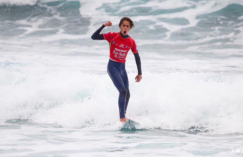 Noél de la Torre demostró su gran momento al titularse campeón en dos categorías del Quisco Eco Pro 2019 de Surf