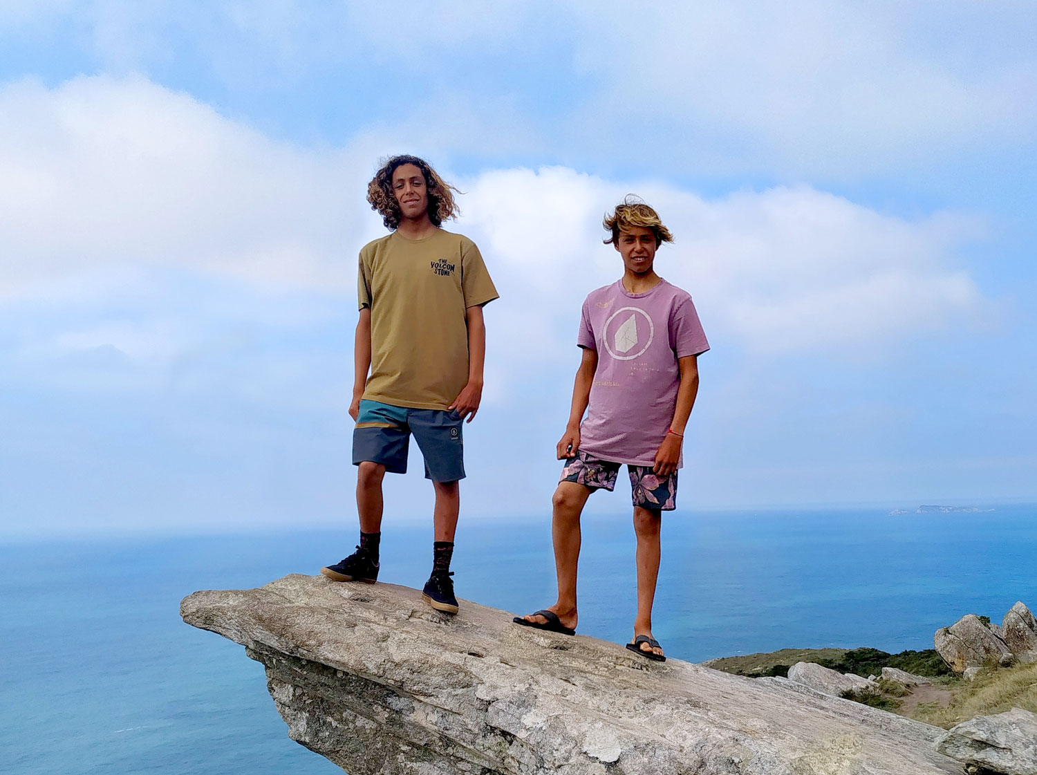 Principales promesas del surf chileno presentan su documental “Muleke”